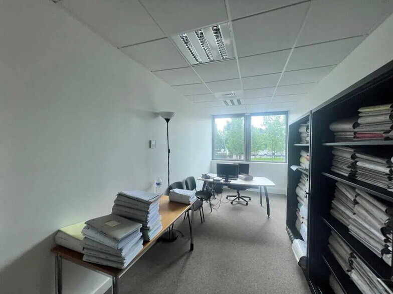 Bureau dans Marcq-en-Baroeul à louer - Photo de l’immeuble – Image 3 sur 5