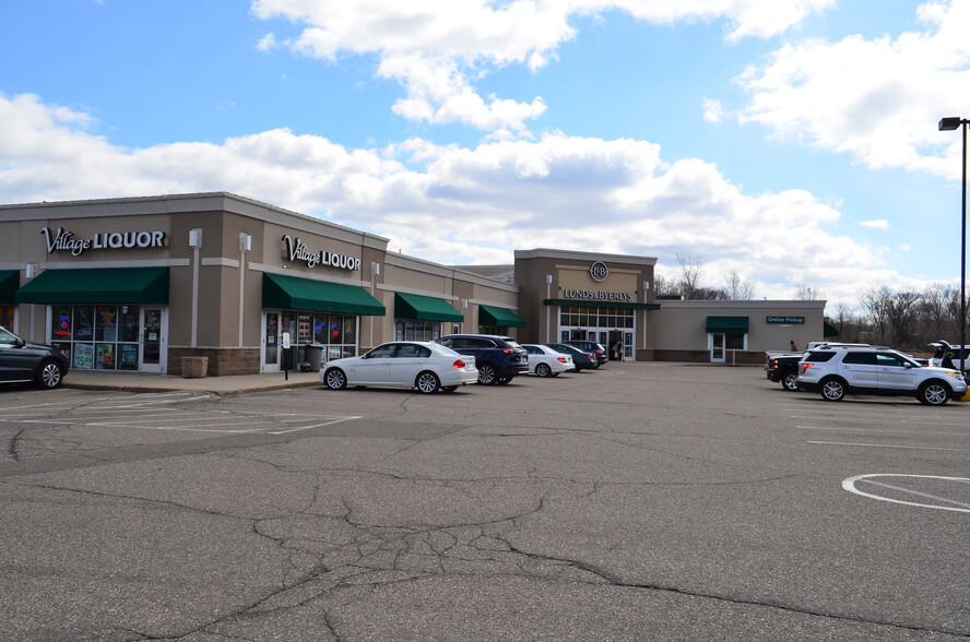 16731 Highway 13 S, Prior Lake, MN à louer - Photo de l’immeuble – Image 2 sur 4