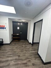 1120 S Robertson Blvd, Los Angeles, CA à louer Photo intérieure– Image 2 sur 9