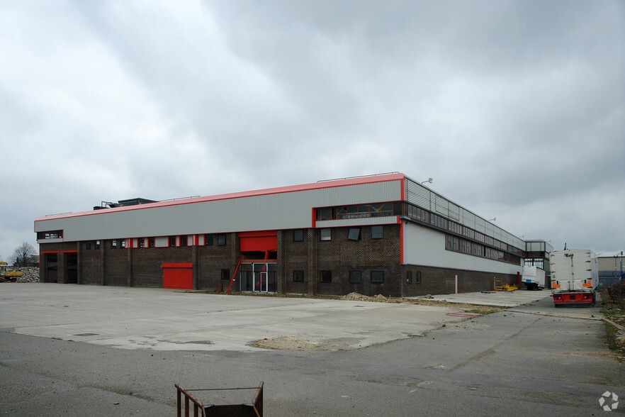 247 Sticker Ln, Bradford à louer - Photo principale – Image 1 sur 1