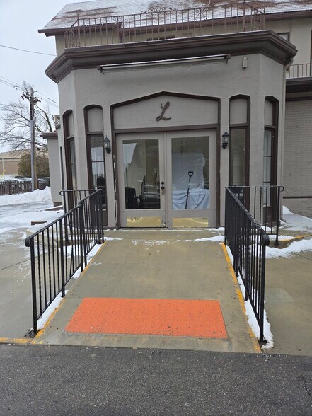 104 Linwood Ave, Buffalo, NY à louer - Photo intérieure – Image 2 sur 10