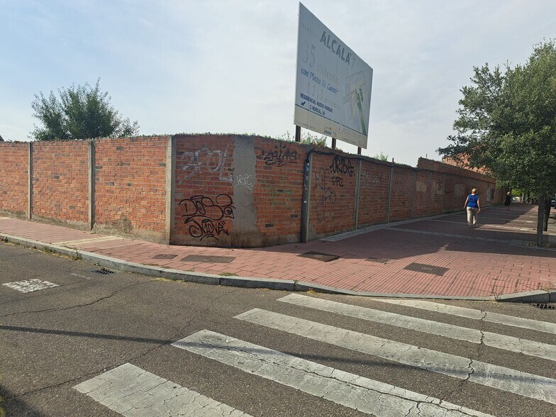 Terrain dans Valladolid à vendre - Photo de l’immeuble – Image 3 sur 25