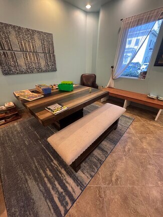 Plus de détails pour 5500 Bryson Dr, Naples, FL - Bureau/Médical à louer