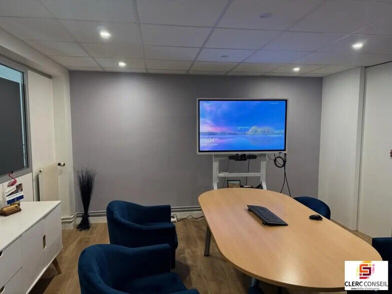 Bureau dans Le Havre à vendre - Photo de l’immeuble – Image 3 sur 19