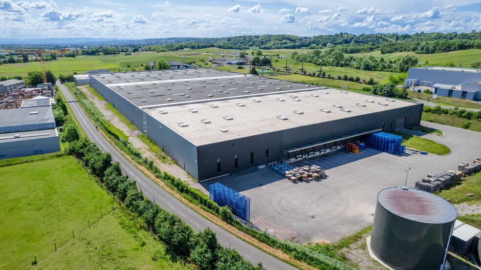 266 Impasse Des Vignes, Bressolles à louer - Photo de l’immeuble – Image 2 sur 11