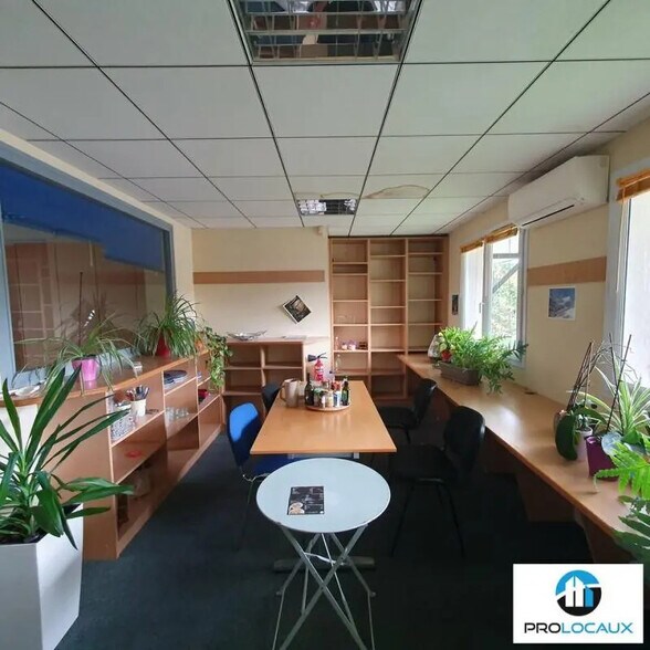 Bureau dans Eybens à vendre - Photo de l’immeuble – Image 1 sur 12