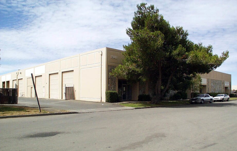 1941 Walters Ct, Fairfield, CA à louer - Photo de l’immeuble – Image 2 sur 4
