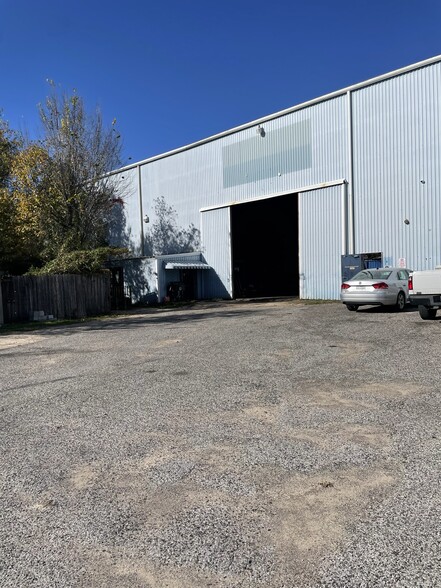 8139 Tidwell Rd, Houston, TX à louer - Photo de l’immeuble – Image 3 sur 4