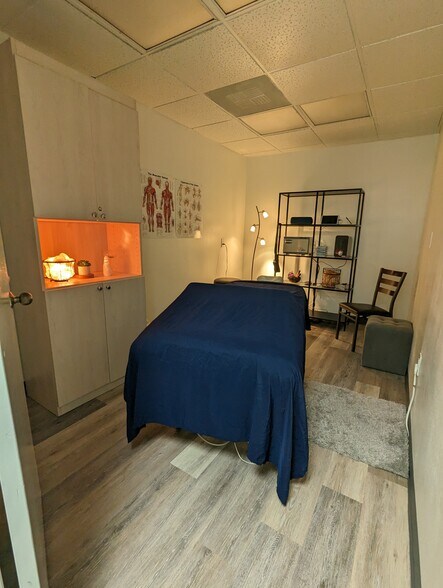 2150 49th St N, Saint Petersburg, FL à louer - Photo intérieure – Image 3 sur 5