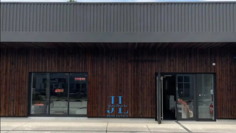 Local commercial dans Mérignac à louer - Photo de l’immeuble – Image 1 sur 1