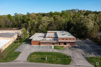 2409 Sycamore Dr, Knoxville, TN à vendre Photo de l’immeuble– Image 1 sur 2