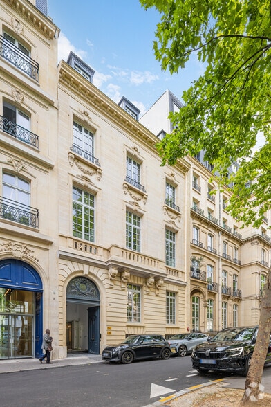53 Avenue Hoche, Paris à louer - Photo de l’immeuble – Image 3 sur 13