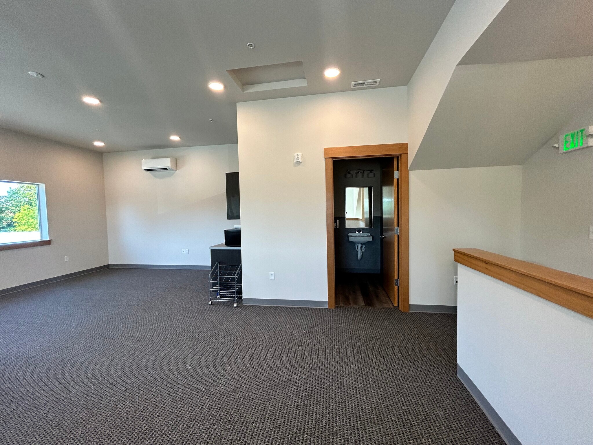 14718 Tahoma Blvd SE, Yelm, WA à louer Photo intérieure– Image 1 sur 9