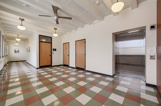 690 Walnut Ave, Vallejo, CA à louer Photo intérieure– Image 2 sur 7