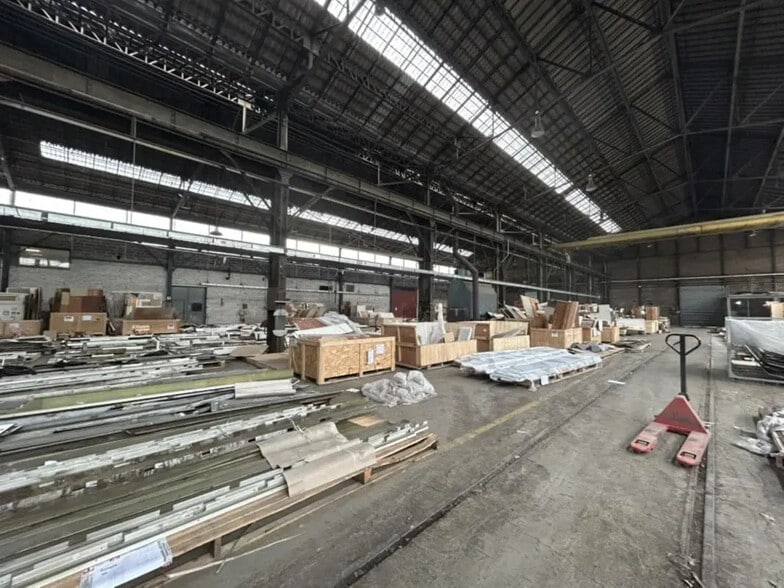 Industriel/Logistique dans Raismes à louer - Photo de l’immeuble – Image 2 sur 12