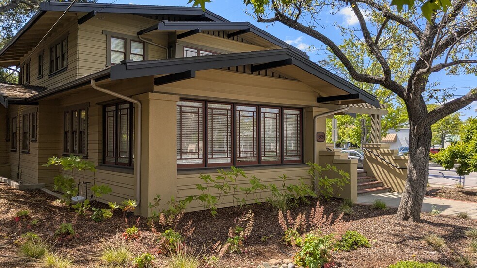 1305 Marsh St, San Luis Obispo, CA à vendre - Photo de l’immeuble – Image 2 sur 8