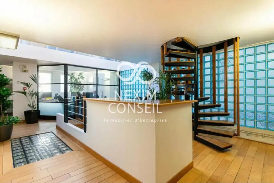 Bureau dans Levallois-Perret à louer - Photo de l’immeuble – Image 3 sur 8