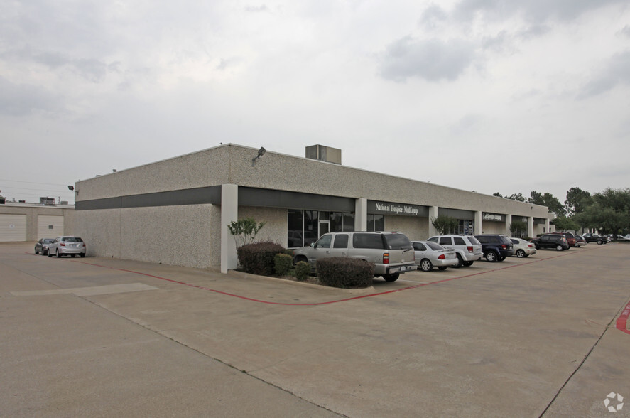 7331-7477 Airport Fwy, Richland Hills, TX à louer - Photo de l’immeuble – Image 3 sur 8