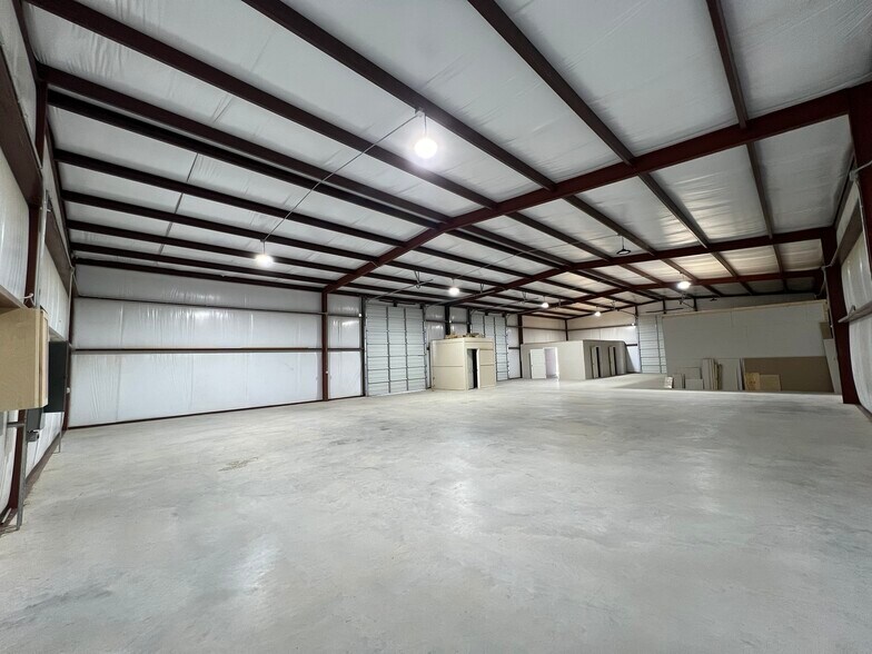 4632 CR 617, Alvarado, TX à louer - Photo de l’immeuble – Image 3 sur 40