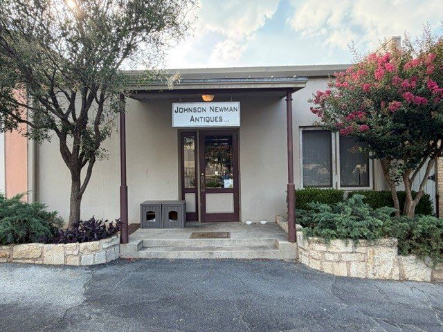 107 N Llano St, Fredericksburg, TX à vendre - Photo principale – Image 1 sur 2