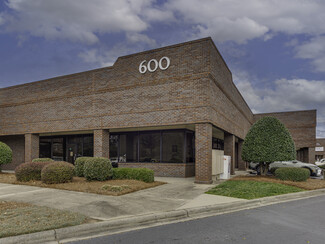 Plus de détails pour 600 Towne Centre Blvd, Pineville, NC - Bureau, Local d'activités à louer
