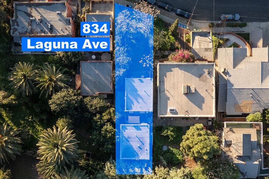 834 Laguna Ave, Los Angeles, CA à vendre - Photo de l’immeuble – Image 2 sur 22