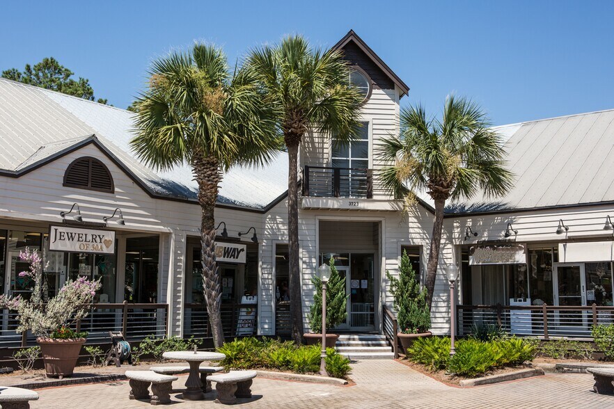 3723 E County Highway 30A, Santa Rosa Beach, FL à louer - Photo de l’immeuble – Image 3 sur 6