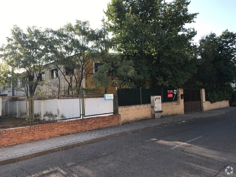 Pasaje Ana María Valle, 10, Arganda del Rey, Madrid à vendre - Photo de l’immeuble – Image 3 sur 13
