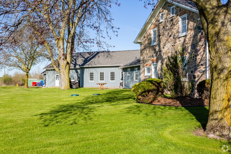 250 Woolwich St, Breslau, ON à louer - Photo de l’immeuble – Image 2 sur 4