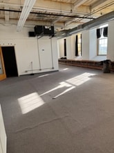 657 Quarry St, Fall River, MA à louer Photo intérieure– Image 2 sur 3