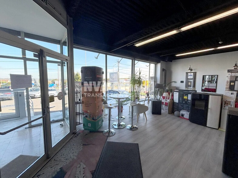 7 Avenue Du Général Leclerc, Pierrelaye à louer - Photo de l’immeuble – Image 3 sur 7