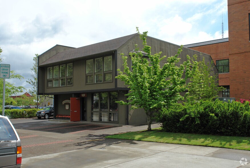 123 NW 7th St, Corvallis, OR à louer - Photo principale – Image 1 sur 2