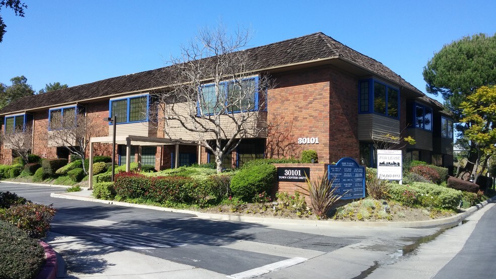 30101 Town Center Dr, Laguna Niguel, CA à louer - Photo principale – Image 1 sur 21