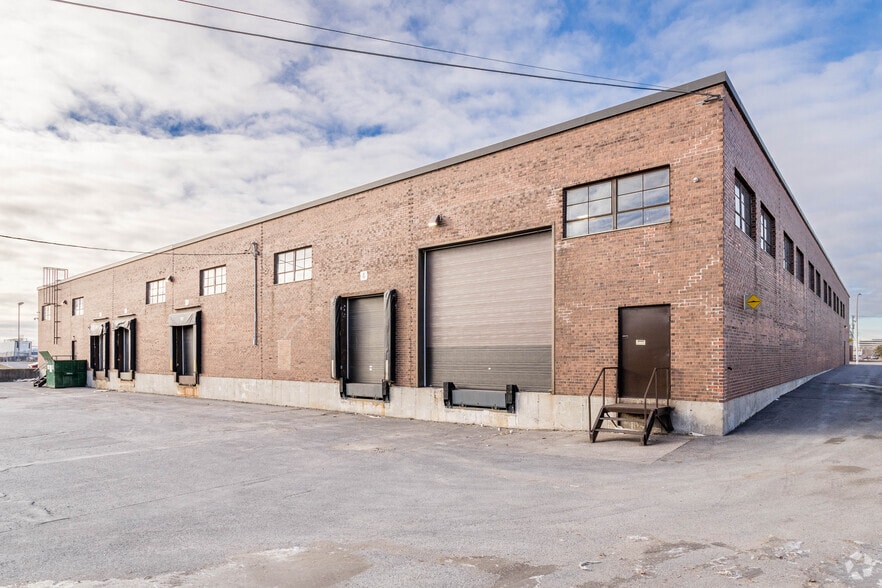 4475 Rue Garand, Montréal, QC à louer - Photo de l’immeuble – Image 2 sur 5
