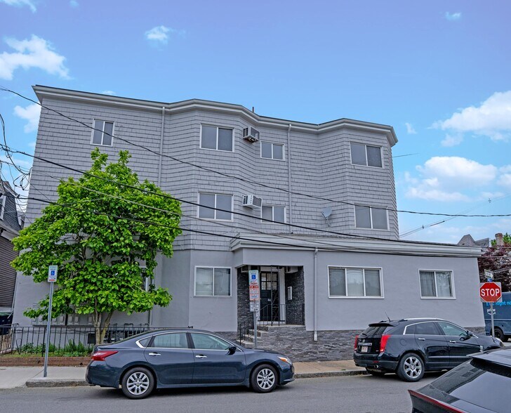 52 Bonair St, Somerville, MA à vendre - Photo de l’immeuble – Image 3 sur 13