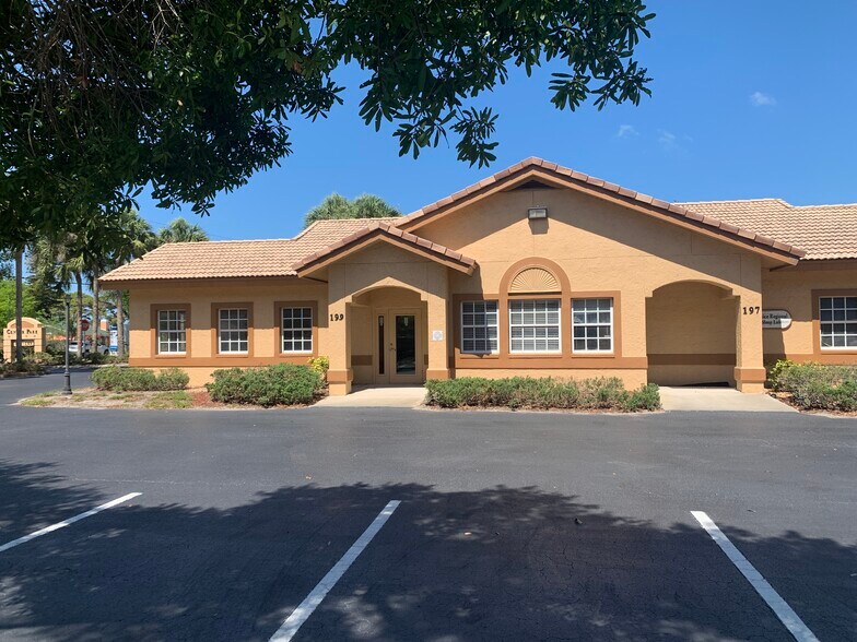 197 Center Rd, Venice, FL à vendre - Photo principale – Image 1 sur 9