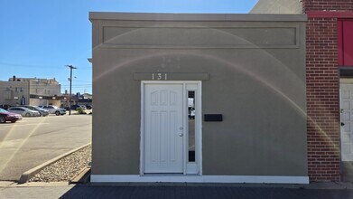 131 W 9th St, Junction City, KS à louer Photo de l’immeuble– Image 1 sur 9