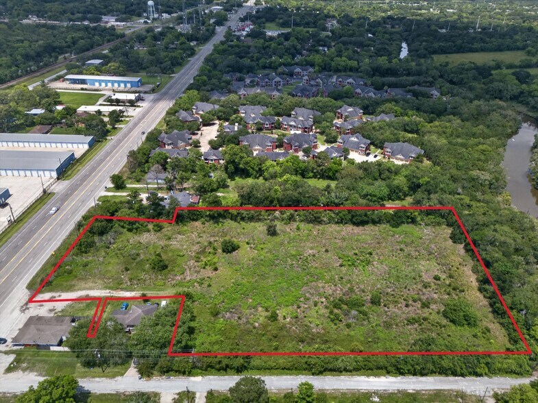 7204 Highway 6, Hitchcock, TX à vendre - Photo de l’immeuble – Image 3 sur 12