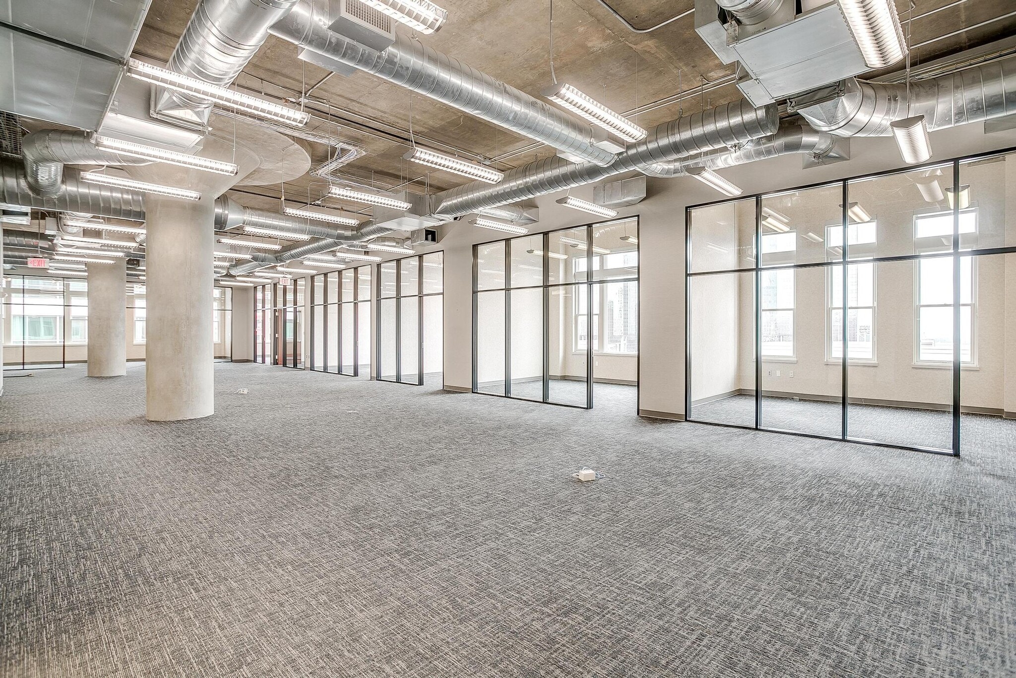 420 Throckmorton St, Fort Worth, TX à louer Photo intérieure– Image 1 sur 23