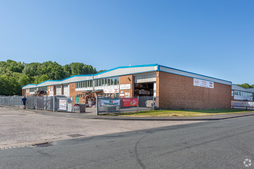 149-153 South Liberty Ln, Bristol à louer - Photo de l’immeuble – Image 2 sur 2
