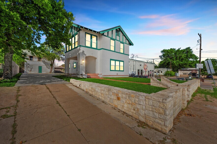 1314 N 15th St, Waco, TX à vendre - Photo de l’immeuble – Image 3 sur 46