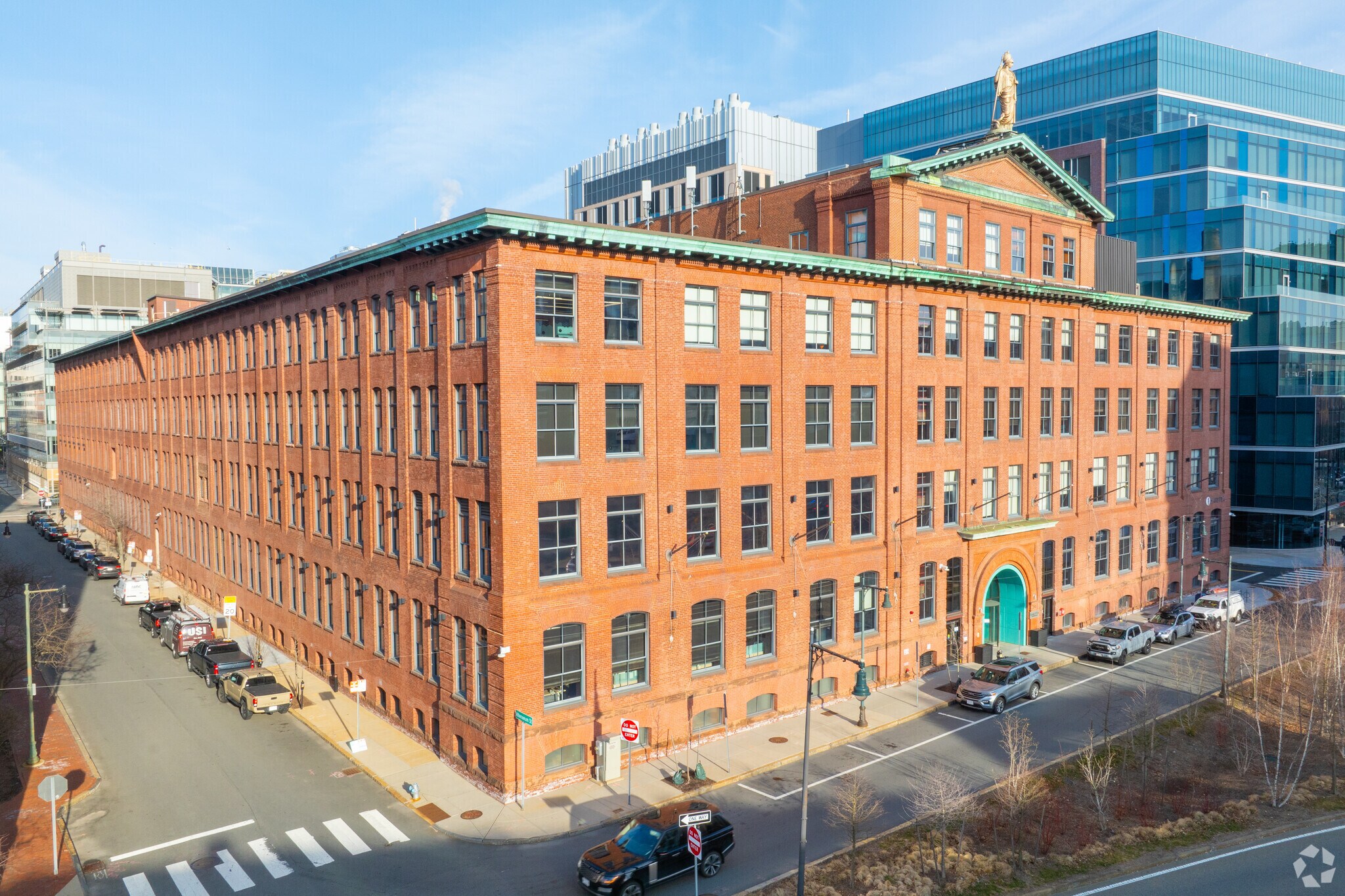 215 First St, Cambridge, MA à louer Photo principale– Image 1 sur 5