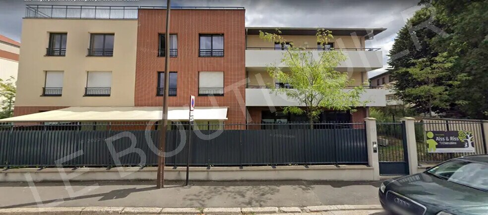 Local commercial dans Livry-Gargan à vendre - Photo de l’immeuble – Image 1 sur 4