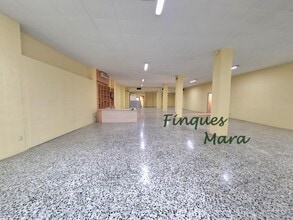 Local commercial dans Sant Boi de Llobregat, Barcelona à louer Photo intérieure– Image 2 sur 14