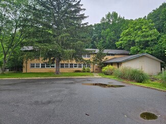 Plus de détails pour 24 Rossa Ave, Lawrence Township, NJ - Bureau à louer