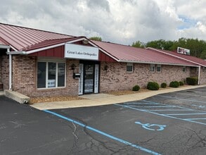 1000-1050 E Commercial Ave, Lowell, IN à louer Photo intérieure– Image 1 sur 20