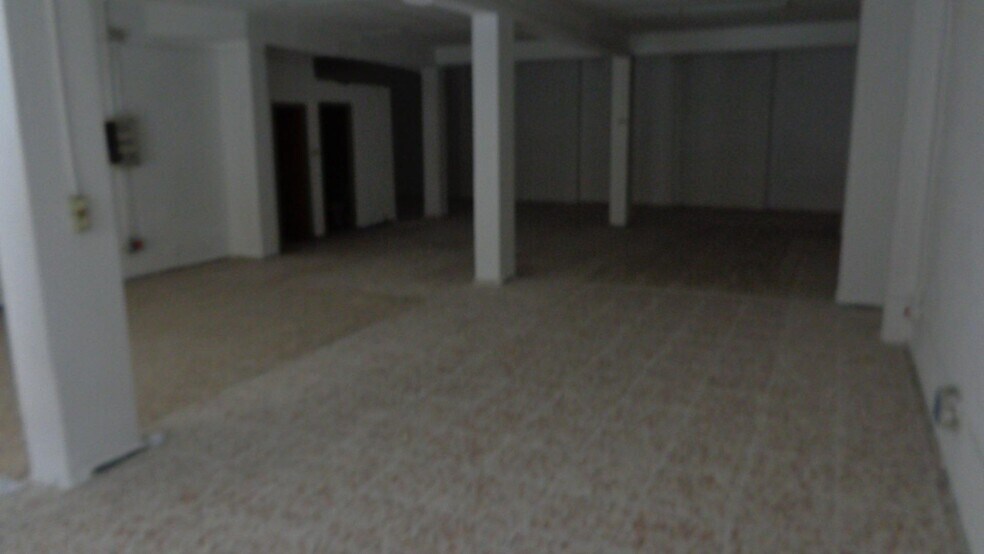 Local commercial dans Elda, Alicante à vendre - Photo intérieure – Image 2 sur 15