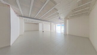 Plus de détails pour Local commercial à vendre