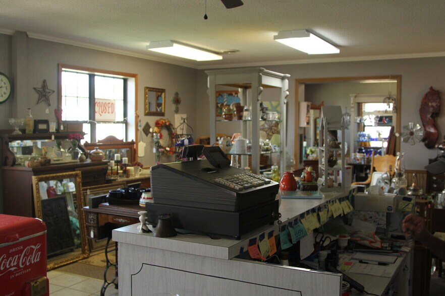 939 E Main St, Warsaw, MO à vendre - Photo intérieure – Image 3 sur 3