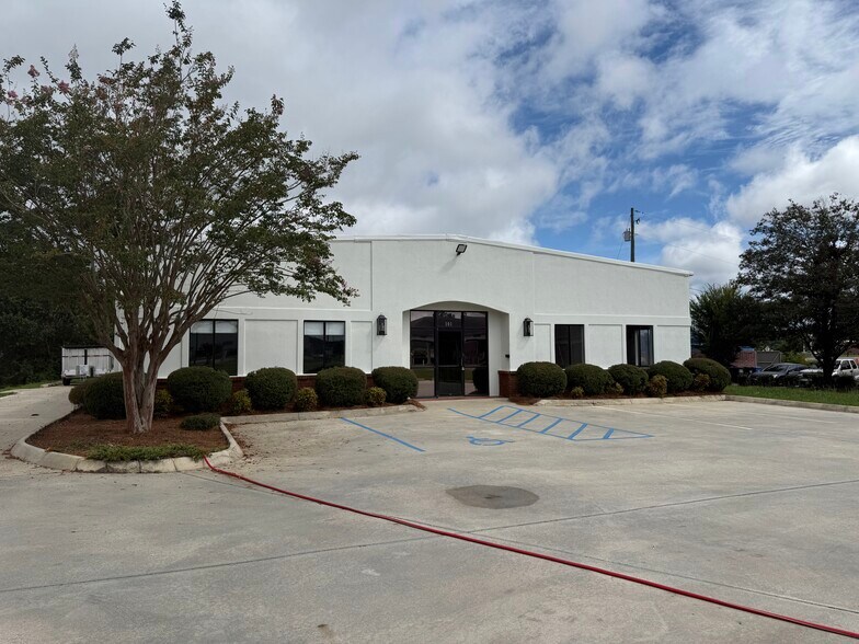 101 Wilson Way, Calera, AL à louer - Photo de l’immeuble – Image 3 sur 4